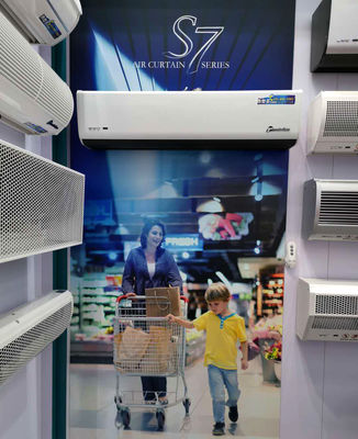 扉上空気隔壁 ドアカーテン